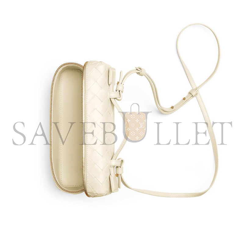 bo*te*ga Ve*ne*ta bang bang 789109v3iv19197 (23*12.5*4cm)